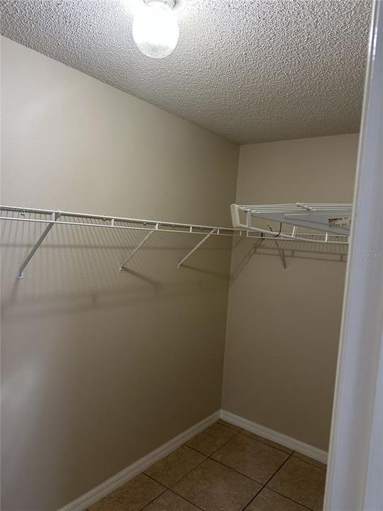Active With Contract: $225,000 (3 beds, 2 baths, 1209 Square Feet)