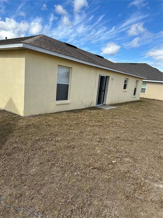 Active With Contract: $225,000 (3 beds, 2 baths, 1209 Square Feet)