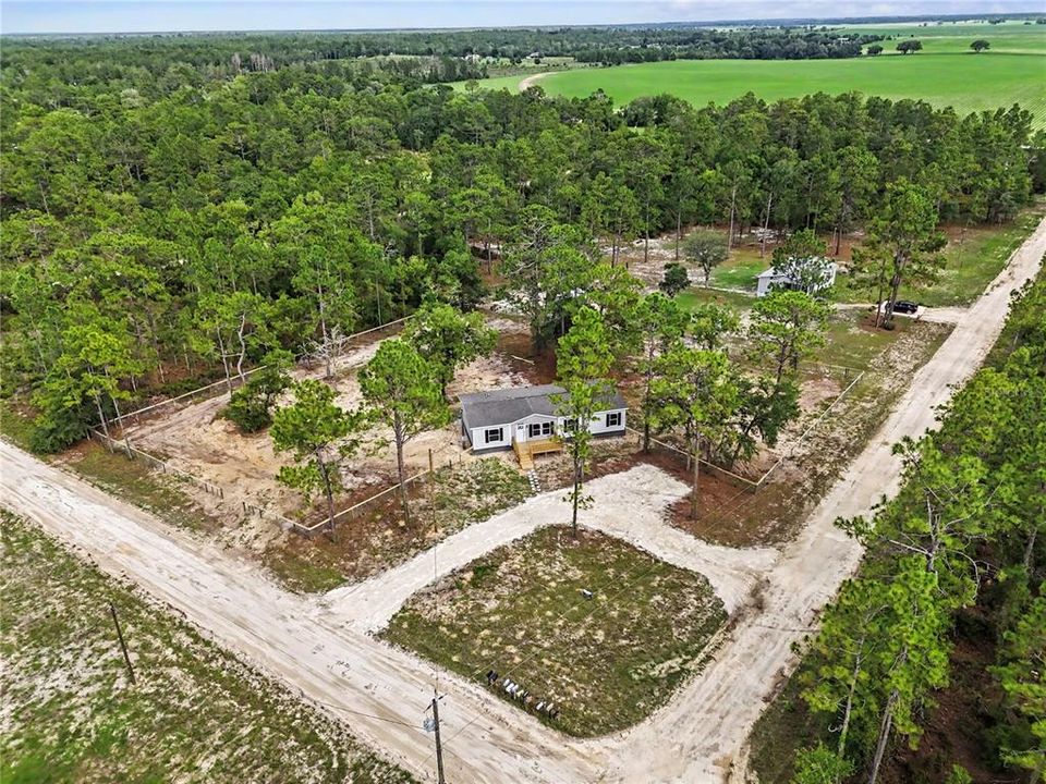 For Sale: $249,400 (4 beds, 2 baths, 1475 Square Feet)