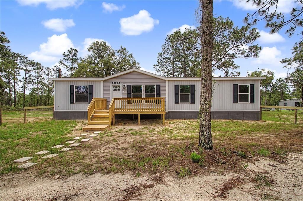 For Sale: $249,400 (4 beds, 2 baths, 1475 Square Feet)