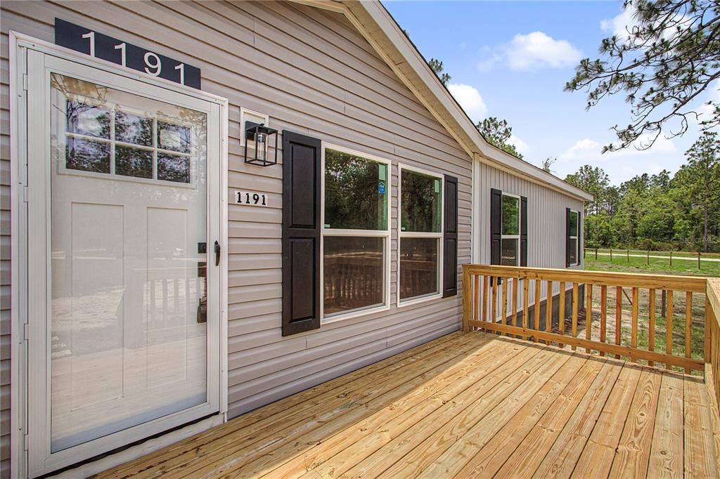 For Sale: $249,400 (4 beds, 2 baths, 1475 Square Feet)