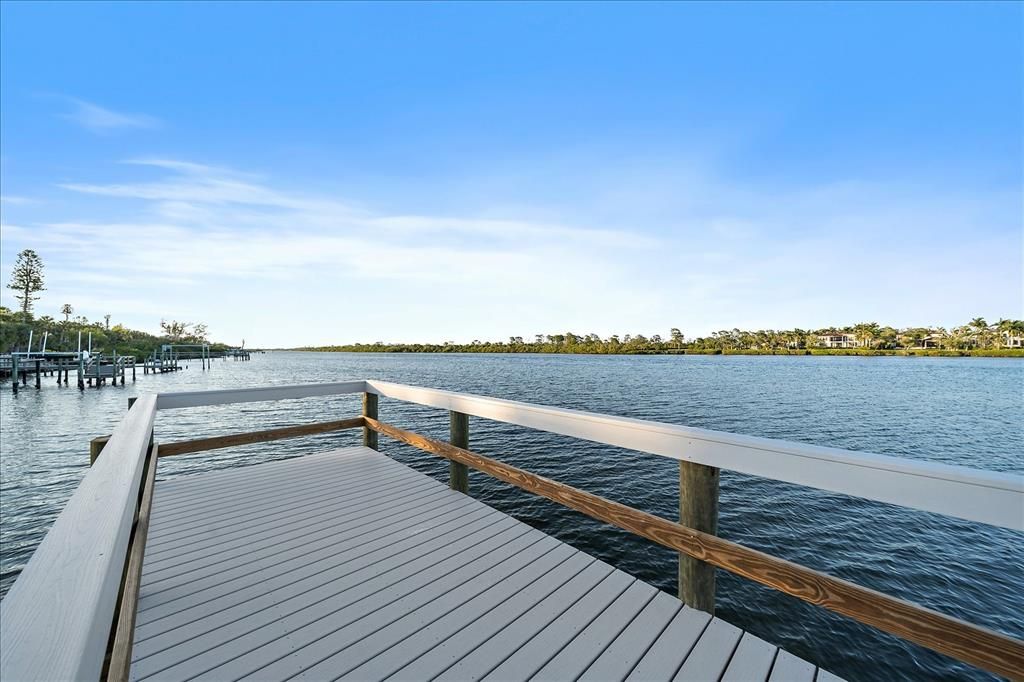 For Sale: $4,690,000 (5 beds, 4 baths, 4033 Square Feet)