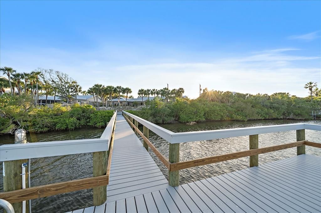 For Sale: $4,690,000 (5 beds, 4 baths, 4033 Square Feet)