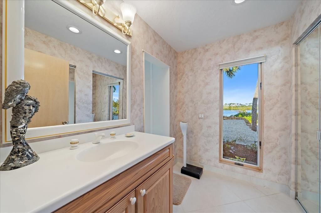 For Sale: $4,690,000 (5 beds, 4 baths, 4033 Square Feet)
