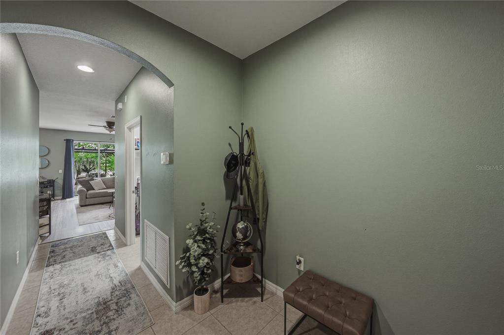 En Venta: $314,900 (3 camas, 2 baños, 1425 Pies cuadrados)
