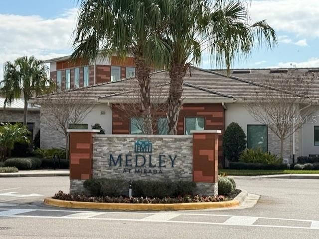 Recently Sold: $520,000 (3 beds, 3 baths, 2611 Square Feet)