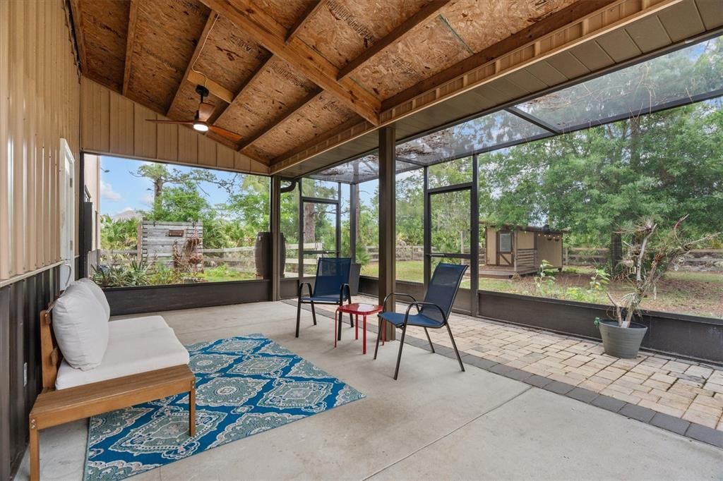En Venta: $1,150,000 (6 camas, 5 baños, 4635 Pies cuadrados)