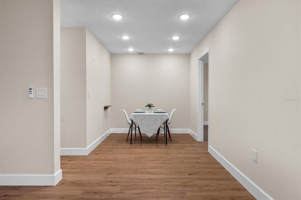 En Venta: $1,150,000 (6 camas, 5 baños, 4635 Pies cuadrados)