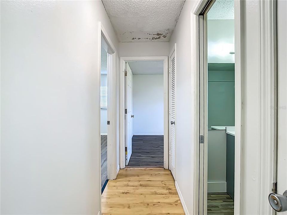 Под контрактом: $174,900 (2 спален, 2 ванн, 1154 Квадратных фут)