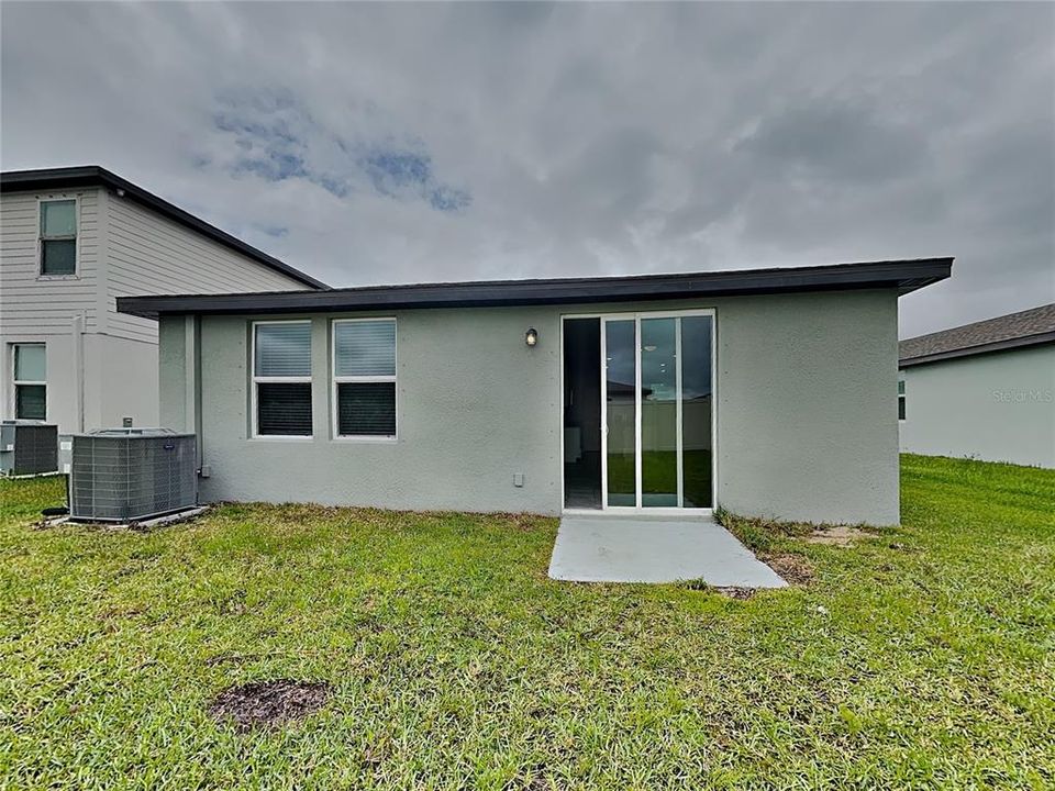 Active With Contract: $1,889 (3 beds, 2 baths, 1269 Square Feet)