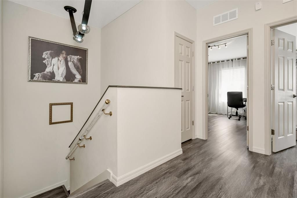 For Sale: $425,000 (3 beds, 2 baths, 1602 Square Feet)