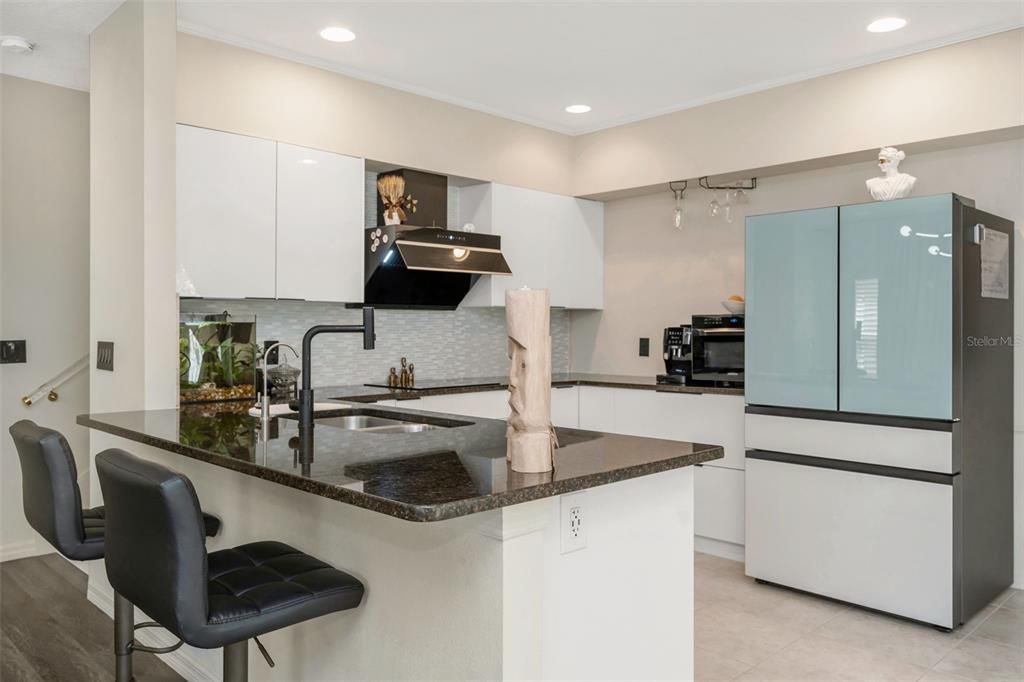For Sale: $425,000 (3 beds, 2 baths, 1602 Square Feet)