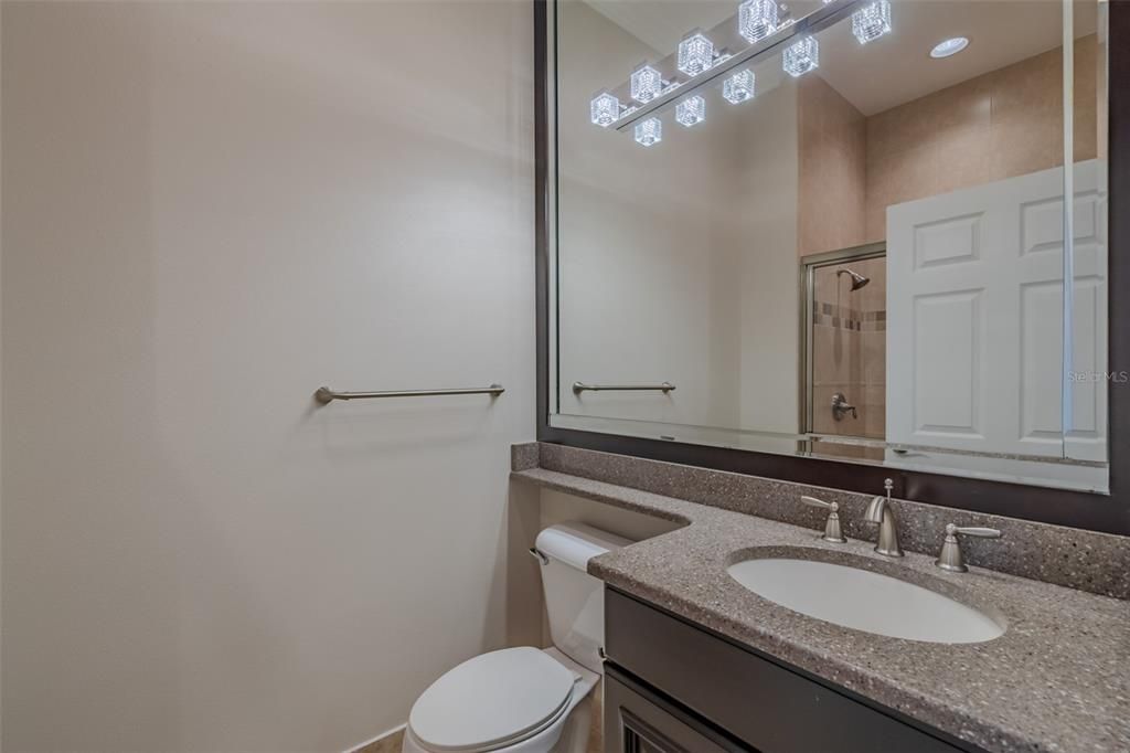 For Sale: $465,000 (3 beds, 3 baths, 2420 Square Feet)