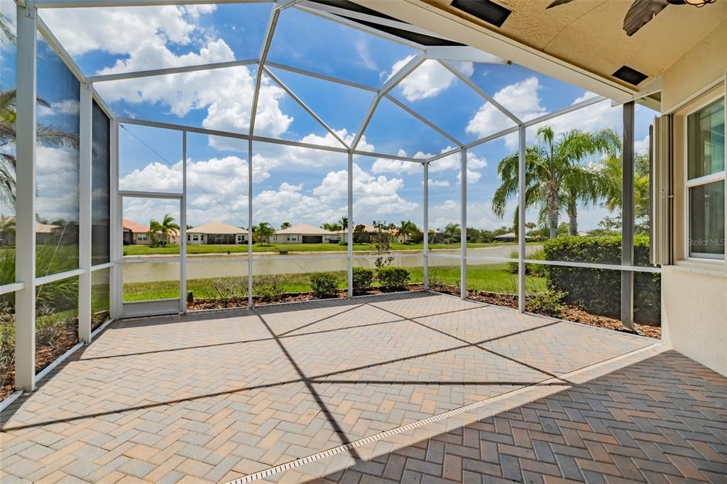 For Sale: $465,000 (3 beds, 3 baths, 2420 Square Feet)