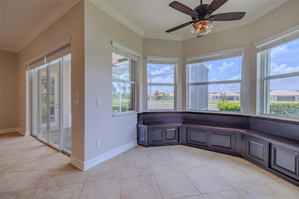 For Sale: $465,000 (3 beds, 3 baths, 2420 Square Feet)