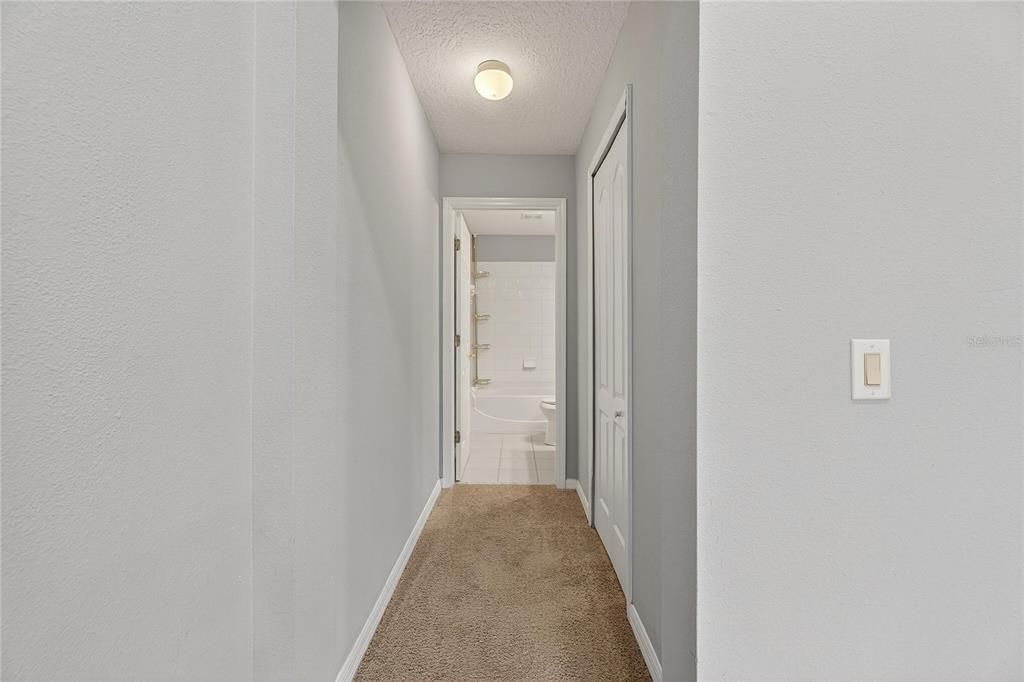 Active With Contract: $1,850 (3 beds, 2 baths, 1360 Square Feet)