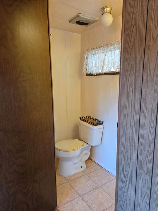 For Sale: $80,000 (2 beds, 2 baths, 720 Square Feet)