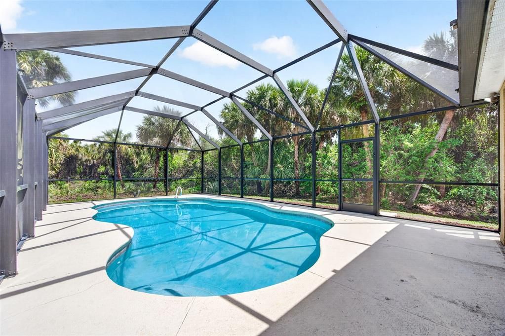 Active With Contract: $415,000 (3 beds, 2 baths, 1562 Square Feet)