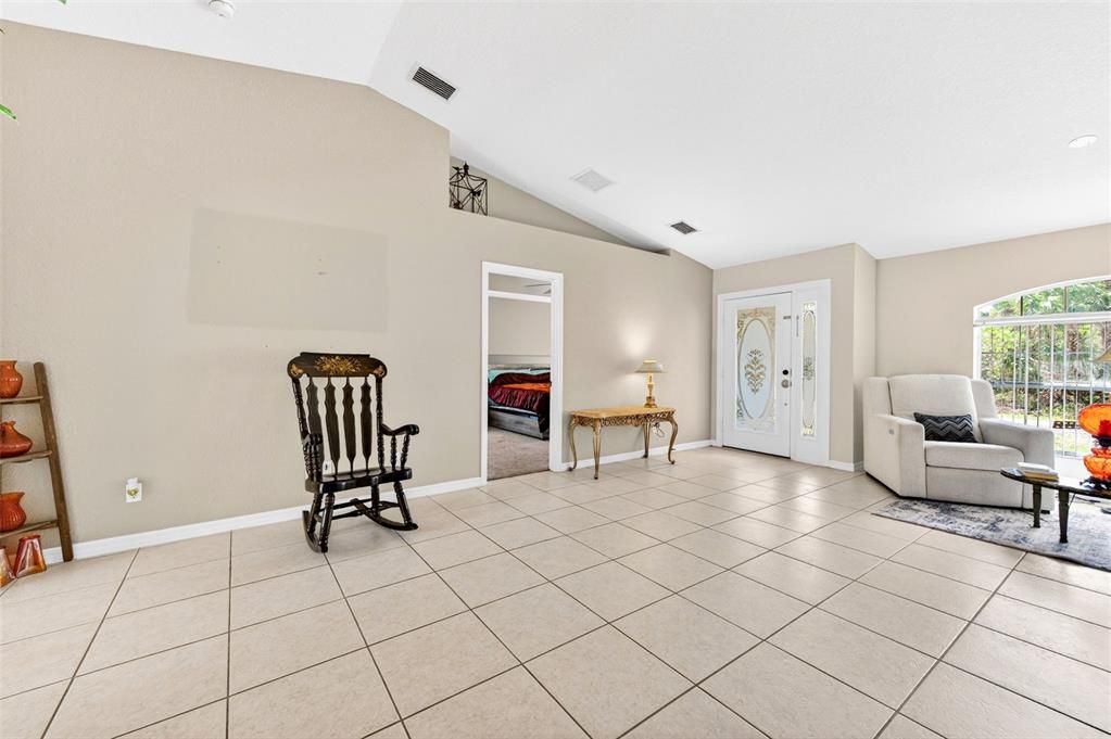 Active With Contract: $415,000 (3 beds, 2 baths, 1562 Square Feet)