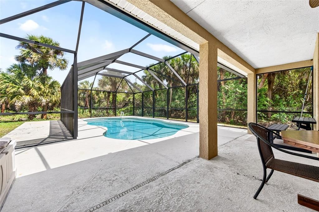 Active With Contract: $415,000 (3 beds, 2 baths, 1562 Square Feet)
