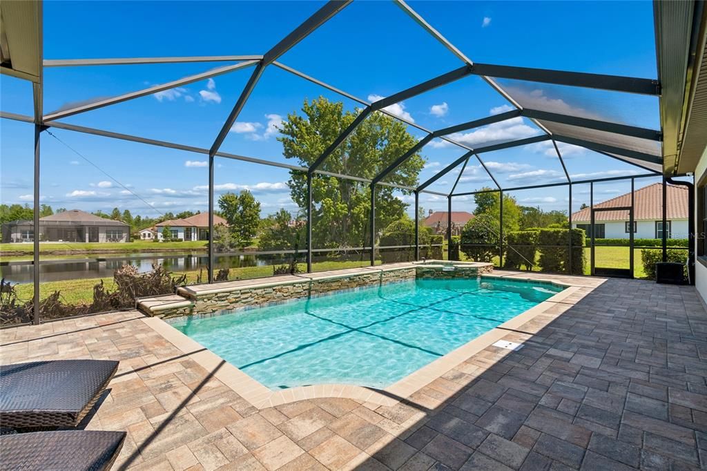 En Venta: $1,049,900 (4 camas, 3 baños, 3412 Pies cuadrados)