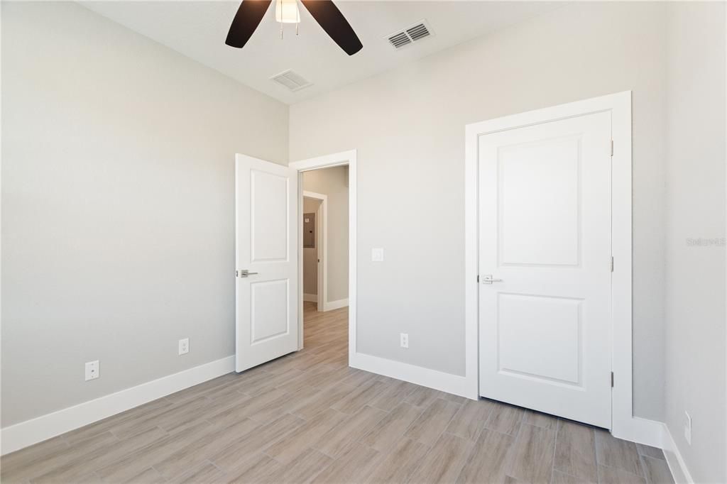 For Rent: $1,700 (3 beds, 2 baths, 1288 Square Feet)
