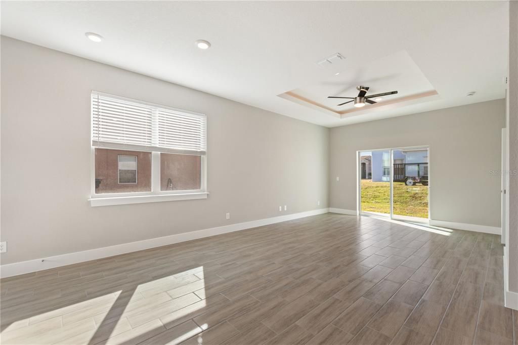 For Rent: $1,700 (3 beds, 2 baths, 1288 Square Feet)