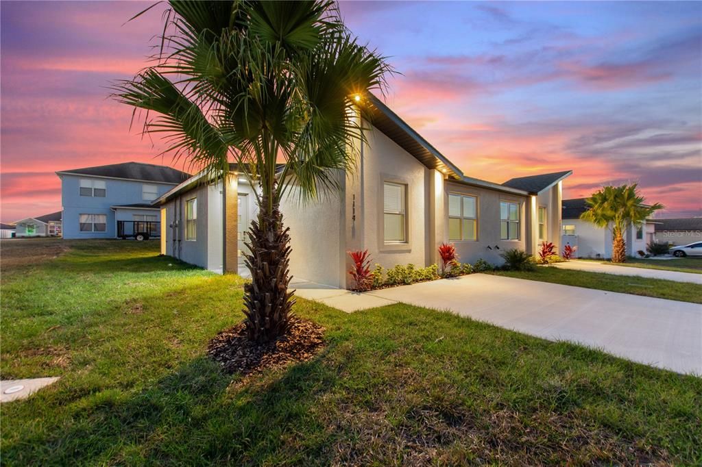 For Rent: $1,700 (3 beds, 2 baths, 1288 Square Feet)
