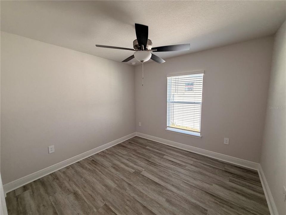 For Sale: $319,900 (3 beds, 2 baths, 1537 Square Feet)