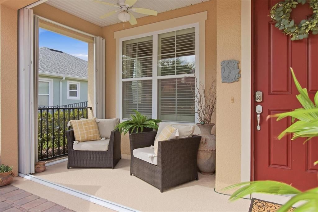 Active With Contract: $357,500 (2 beds, 2 baths, 1448 Square Feet)