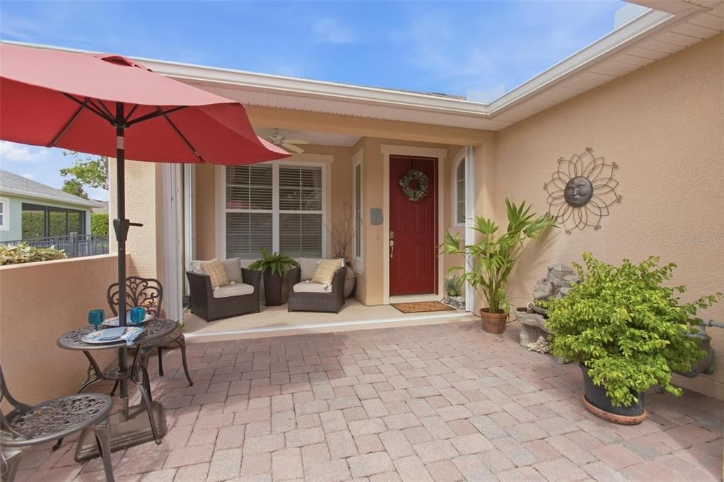 Active With Contract: $357,500 (2 beds, 2 baths, 1448 Square Feet)