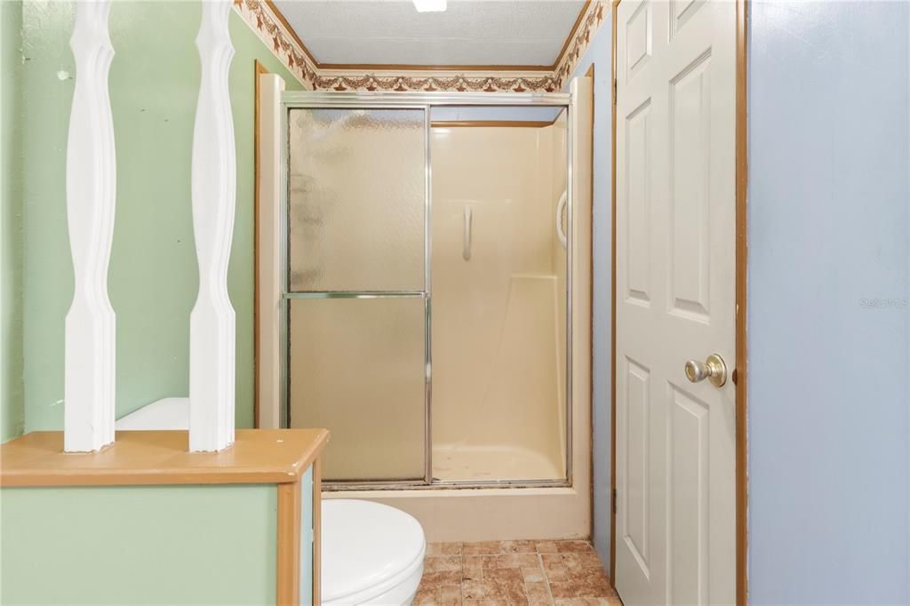 На продажу: $89,900 (2 спален, 2 ванн, 1425 Квадратных фут)