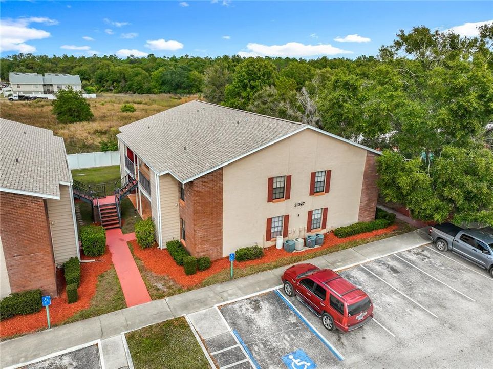 For Rent: $1,600 (2 beds, 1 baths, 800 Square Feet)