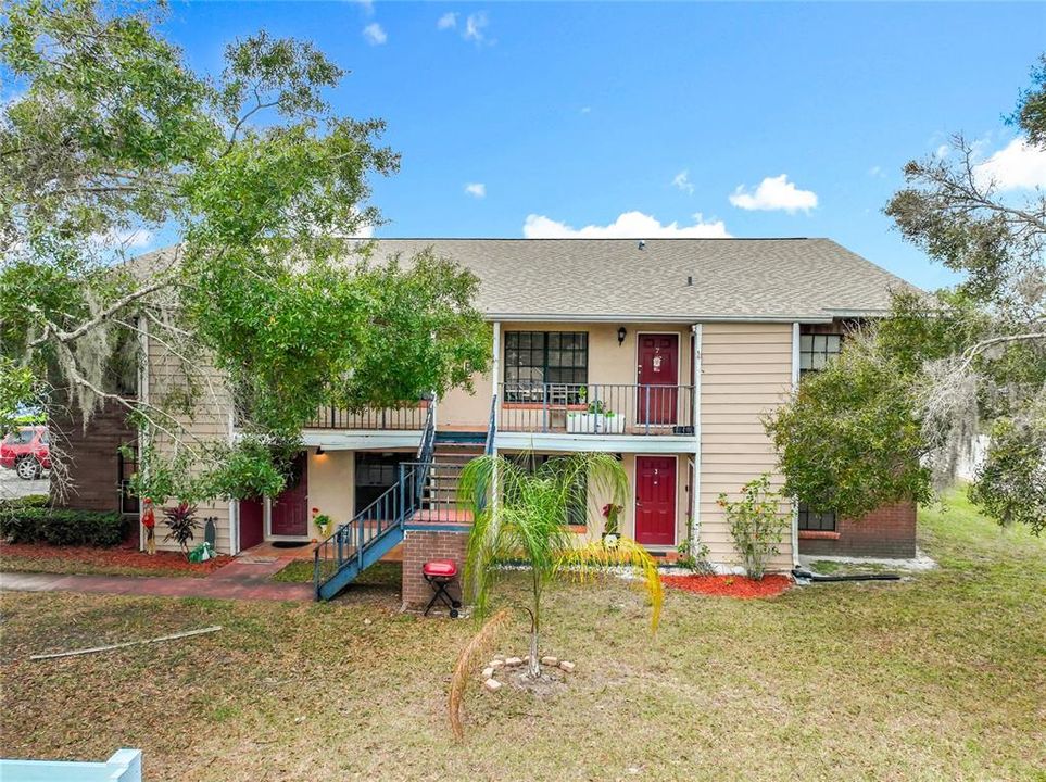For Rent: $1,600 (2 beds, 1 baths, 800 Square Feet)
