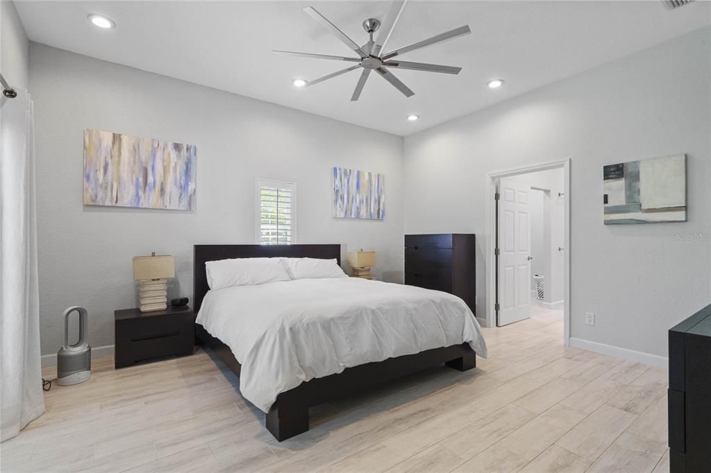For Sale: $1,175,000 (5 beds, 4 baths, 3390 Square Feet)