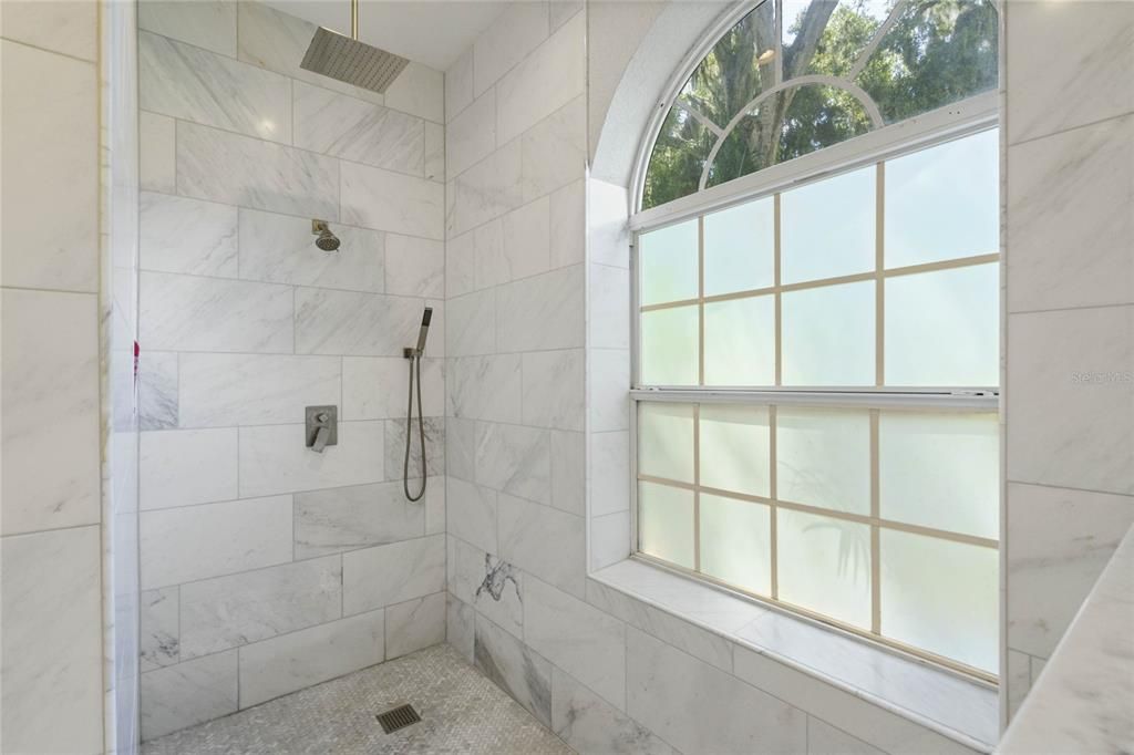 For Sale: $1,175,000 (5 beds, 4 baths, 3390 Square Feet)