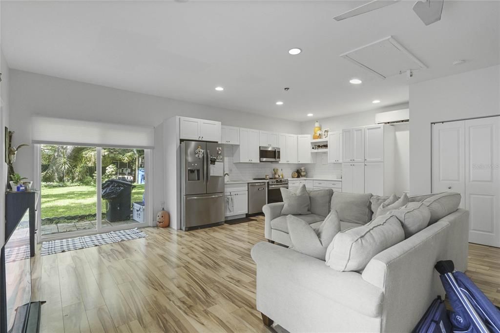 For Sale: $1,175,000 (5 beds, 4 baths, 3390 Square Feet)