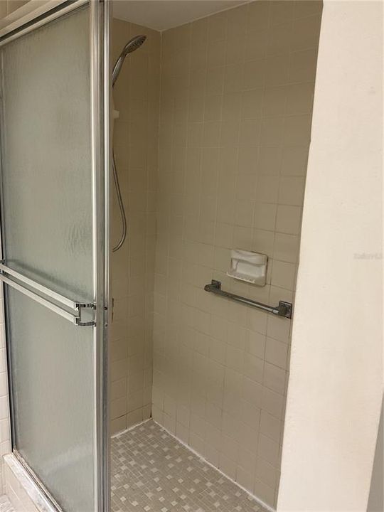 Activo con contrato: $249,900 (2 camas, 2 baños, 1230 Pies cuadrados)