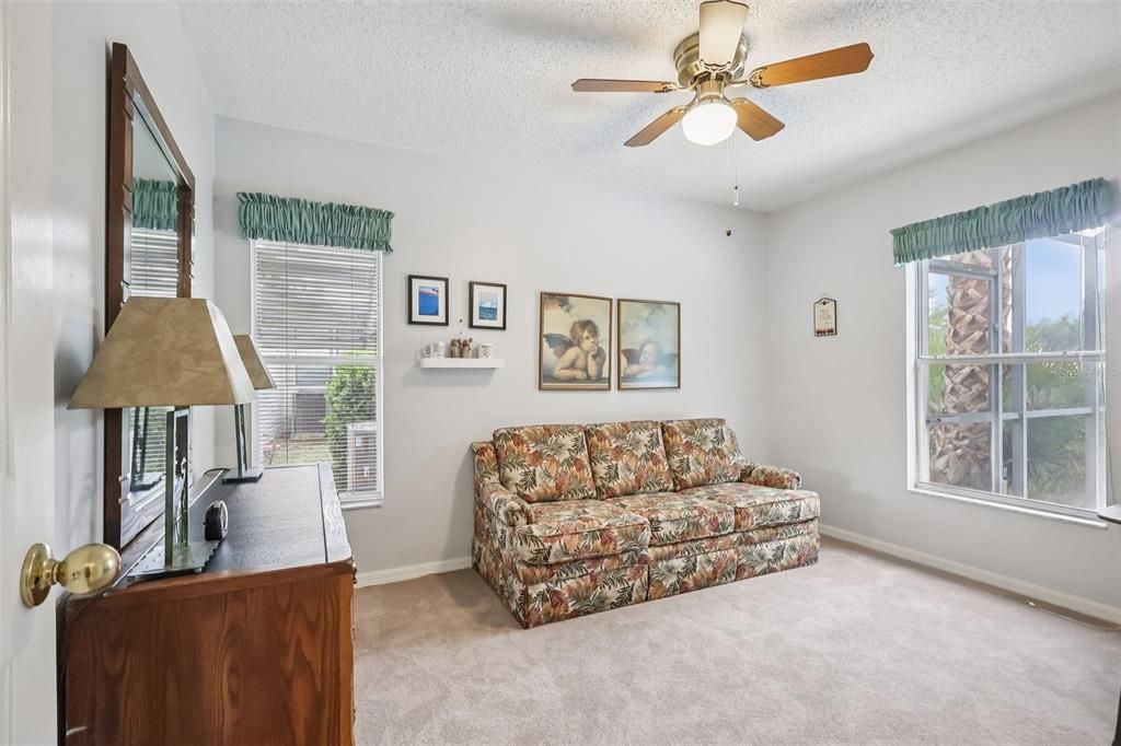 Active With Contract: $240,000 (2 beds, 2 baths, 1667 Square Feet)