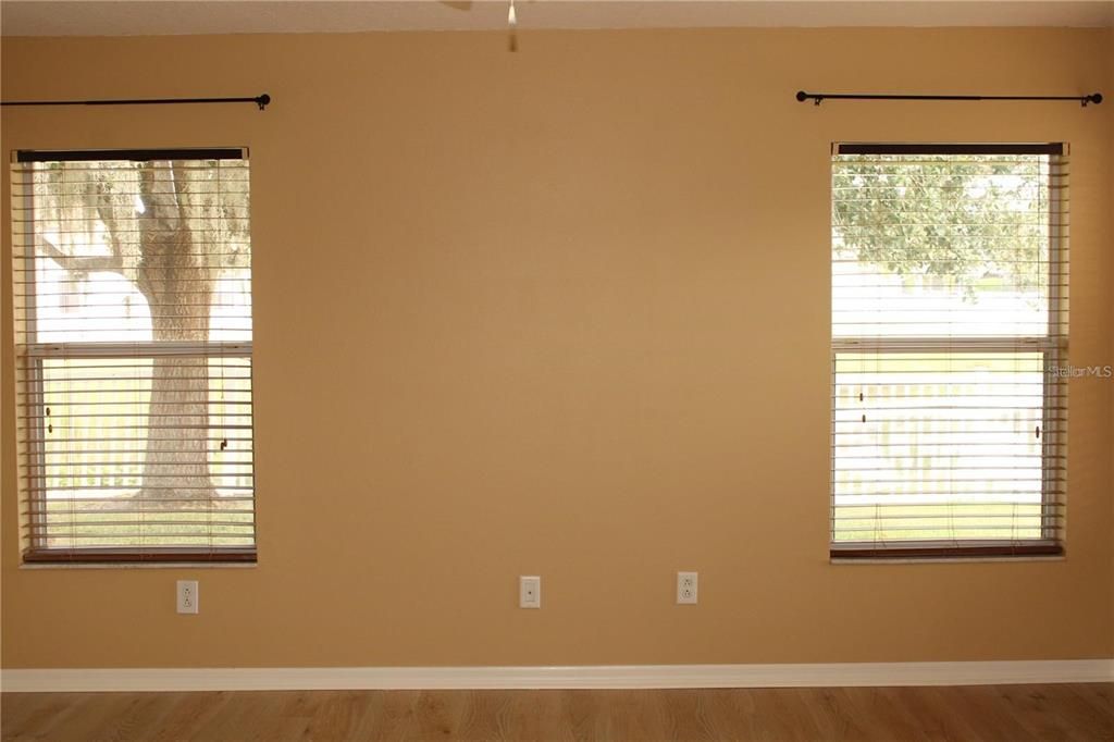 For Rent: $2,849 (3 beds, 2 baths, 2408 Square Feet)
