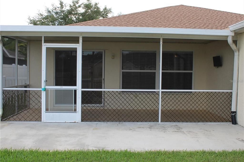 For Rent: $2,849 (3 beds, 2 baths, 2408 Square Feet)
