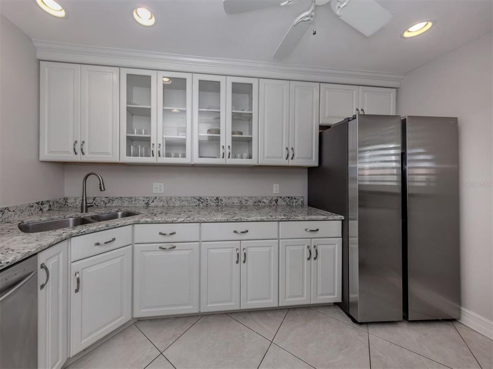 En Venta: $426,000 (2 camas, 2 baños, 1008 Pies cuadrados)