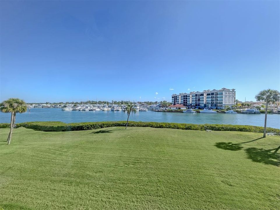 En Venta: $426,000 (2 camas, 2 baños, 1008 Pies cuadrados)