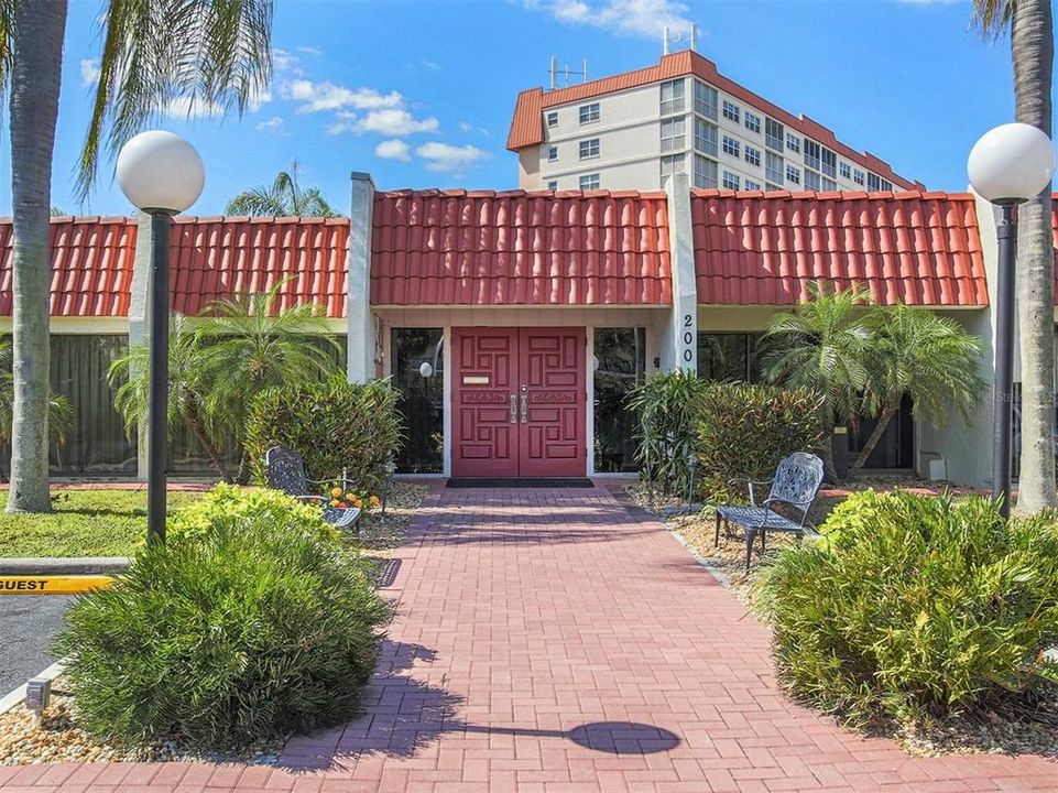 En Venta: $426,000 (2 camas, 2 baños, 1008 Pies cuadrados)
