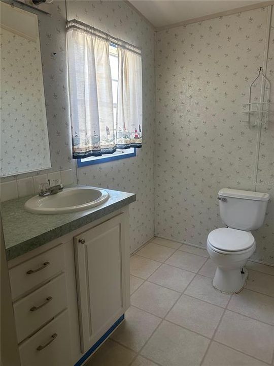 Под контрактом: $260,000 (3 спален, 2 ванн, 1836 Квадратных фут)