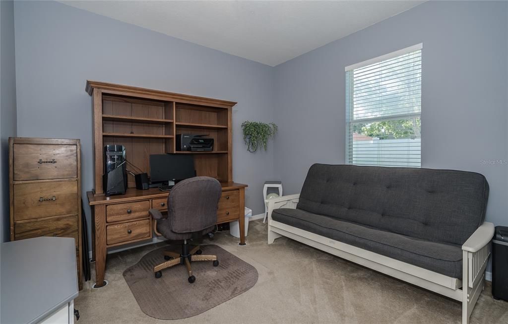Activo con contrato: $329,000 (3 camas, 2 baños, 1598 Pies cuadrados)