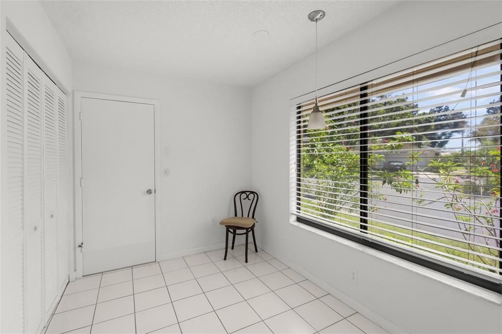 En Venta: $319,000 (3 camas, 2 baños, 2000 Pies cuadrados)