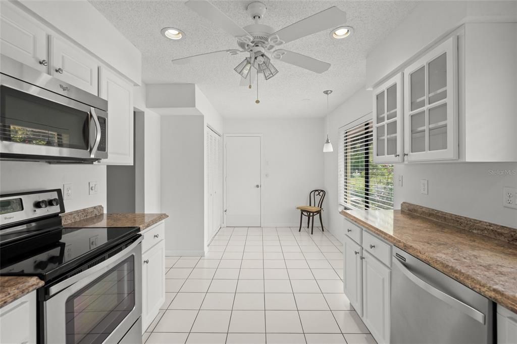 En Venta: $319,000 (3 camas, 2 baños, 2000 Pies cuadrados)