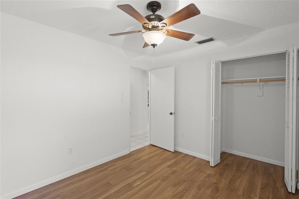 En Venta: $319,000 (3 camas, 2 baños, 2000 Pies cuadrados)