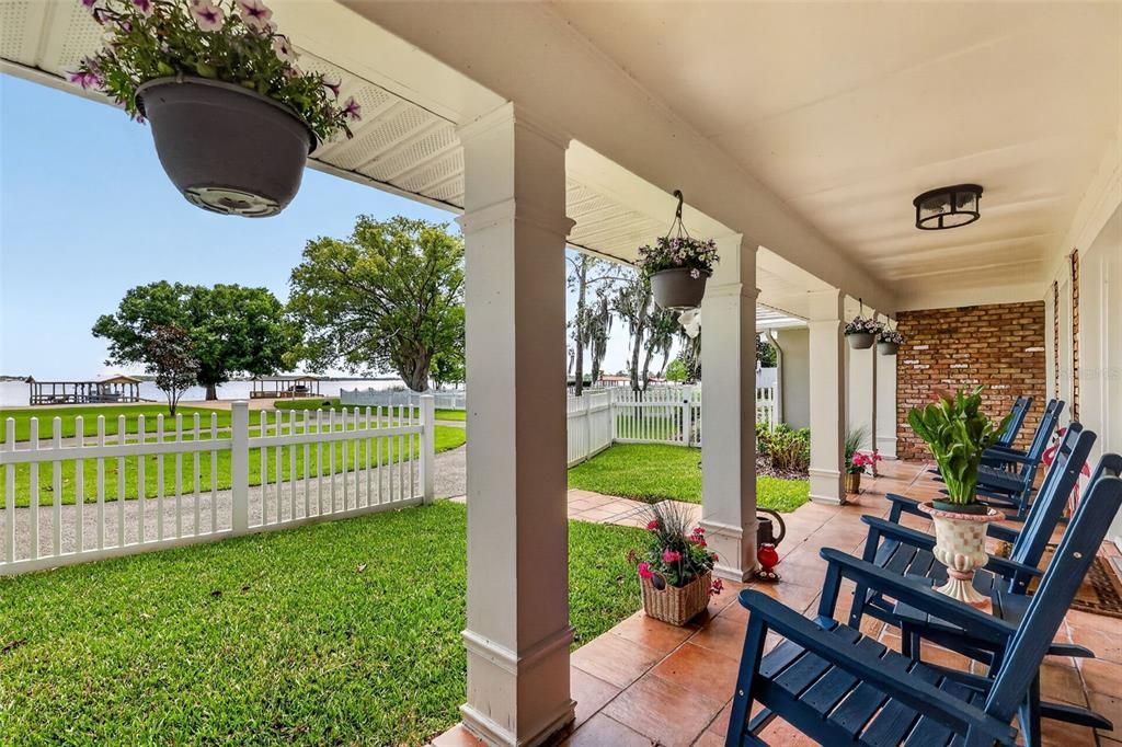 For Sale: $1,289,700 (3 beds, 3 baths, 2494 Square Feet)